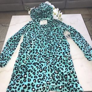 NWT Cheetah robe!